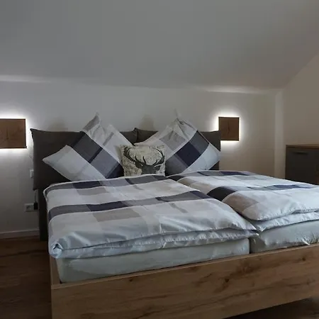 Haus Am See - Fewo Alpengefluster - #76353 Apartamento *